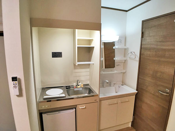 104号室キッチン・洗面所