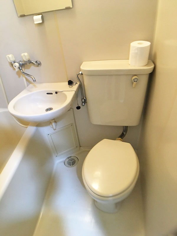 201号室ユニットバス